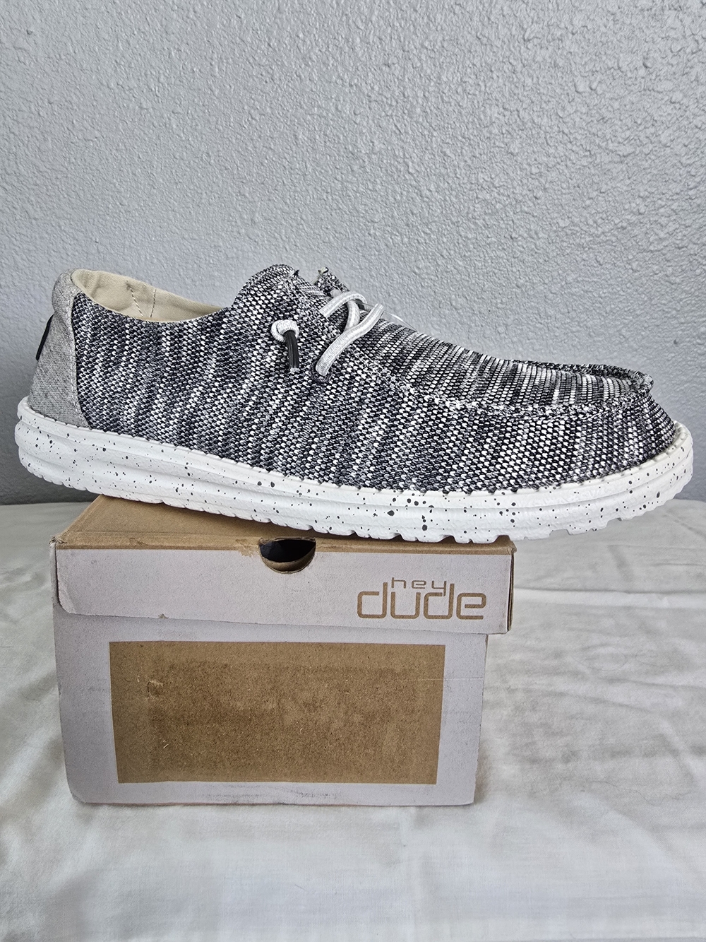 Hey Dude Womens Knit Slip-On Loafer in Black and White